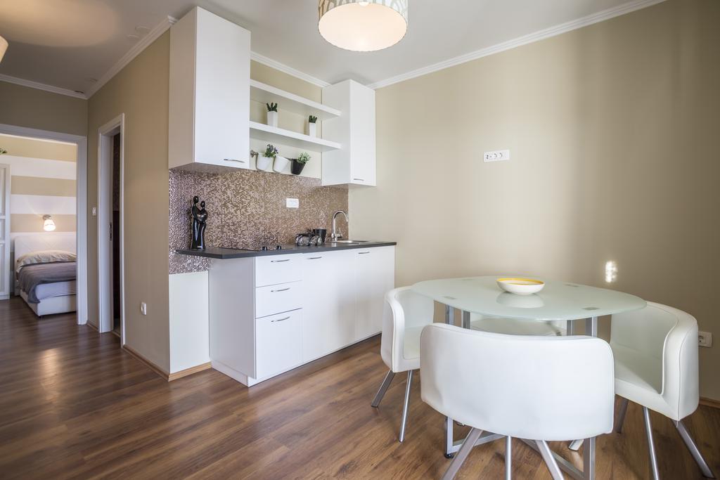 Apartments Villa 9 بودْسْتغانا المظهر الخارجي الصورة